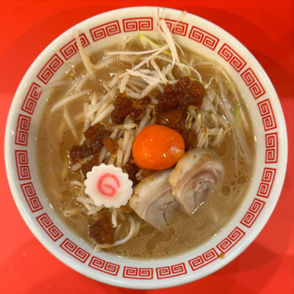 「濃厚黒背脂らーめん」@銀座紫龍改の写真