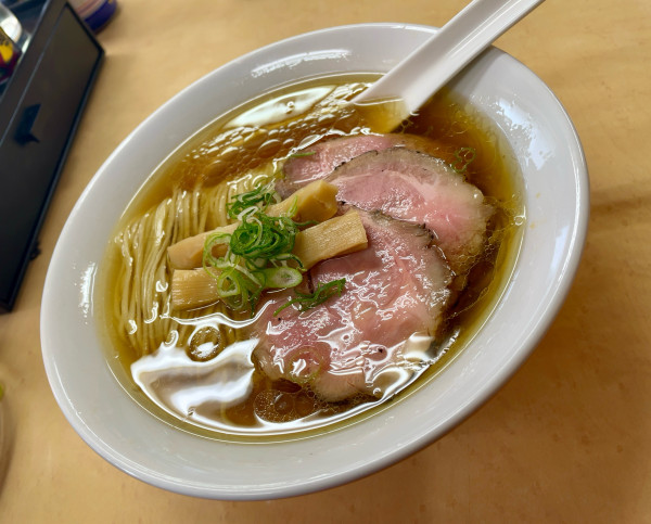 「名古屋コーチンの炙り肉中華そば」@中華そば よしかわの写真