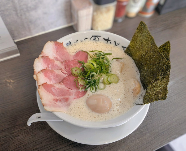 「鶏そば」@鶏そば おどるの写真