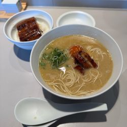 うな骨らーめん、小うな飯セット2800円
