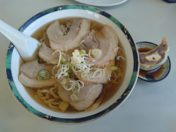 「チャーシューメン¥781+餃子5個¥429-シェア」@佐野らーめん 麺龍の写真
