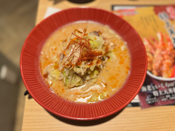 「熟成辛味噌ちゃんぽん 980円(税込)」@三代目 池袋じげもんとんの写真