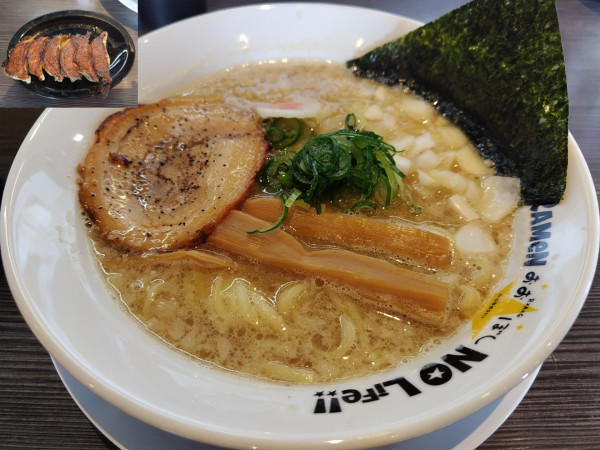 「ばりこて煮干し +焼き餃子:サービス券」@おおぼし 松本平田店の写真