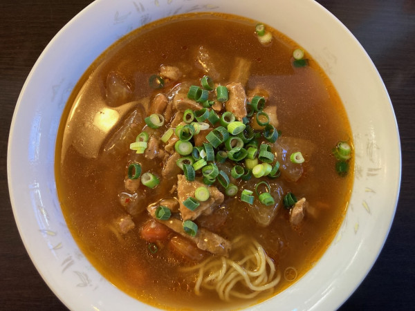 「【限定】豚肉と大根のピリ辛煮込み麺」@らーめん 竜屋の写真