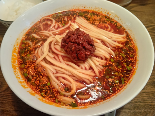 「担々麺大　ライス」@okudo 東京 新宿御苑店の写真