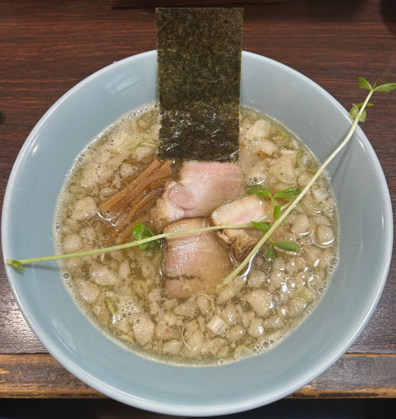 「鯛煮干しセアブラ白醤油そば¥980」@中華そば 東京ぐれっちの写真