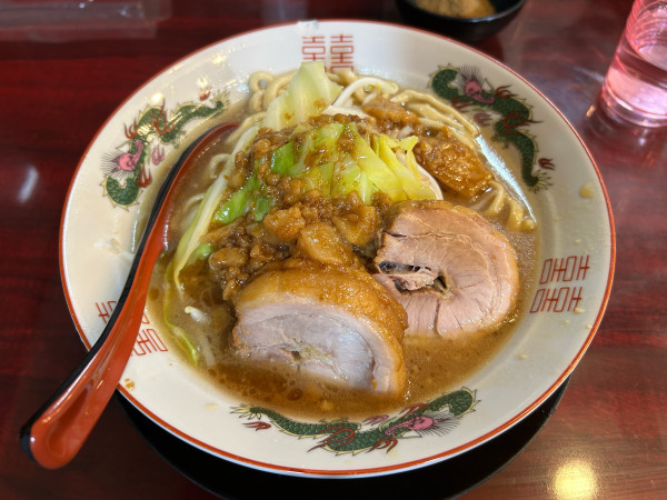 「らーめん」@ぶっ豚 調布店の写真