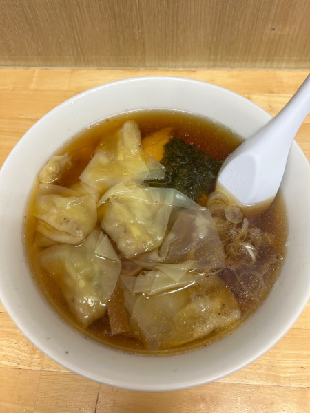 「ワンタンメン 880円」@谷ラーメンの写真