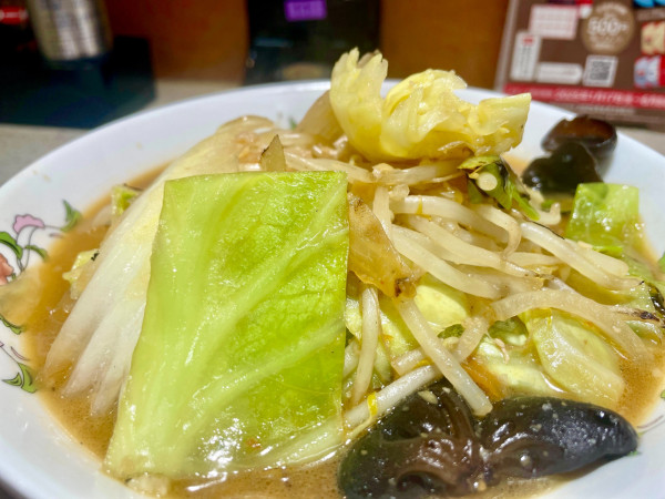 「アサヒスーパードライ＋にんにく激増餃子他→野菜煮込みラーメン」@餃子の王将 武蔵境駅前店の写真