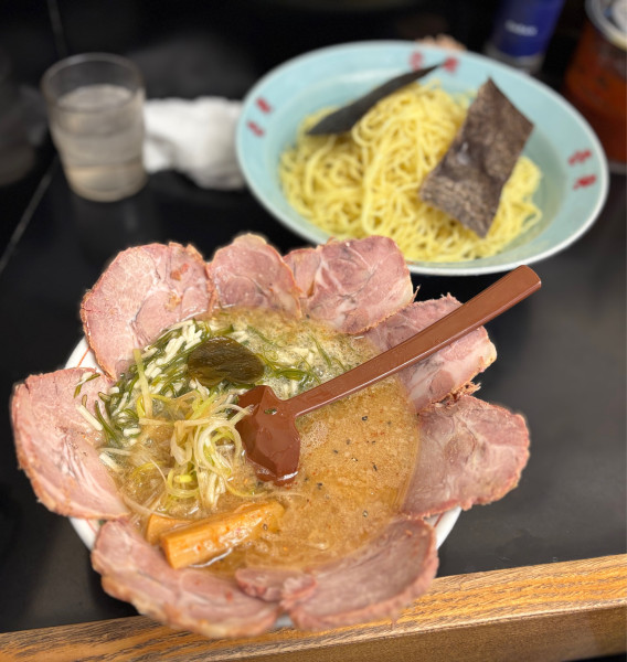 「ねぎとろチャーシューつけ麺大」@壱発ラーメン 相模原店の写真
