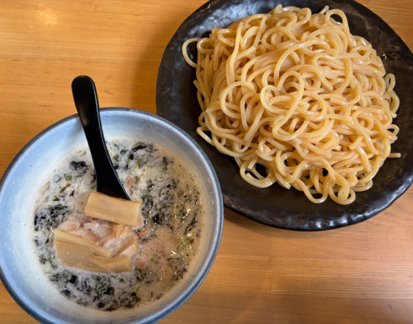 「塩つけ麺　中盛」@つけ麺 ががちゃい 中山店の写真