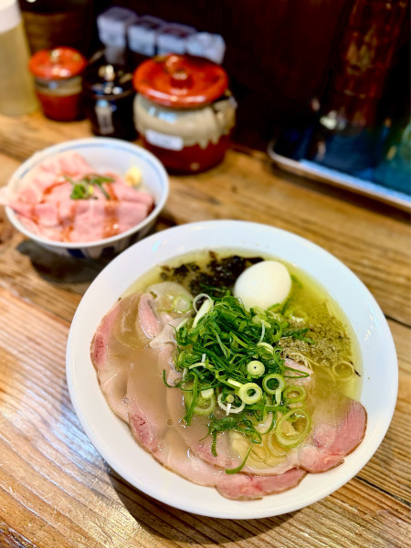 「特製牡蠣塩ラーメン」@むかん 池袋の写真