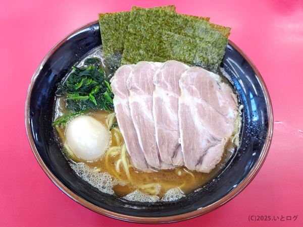 「半熟味玉チャーシュー 大」@武蔵家直系 ぼうそう家の写真