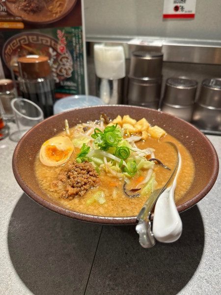 「味噌とんこつ」@麺場居酒屋 ラの壱 金山駅店の写真