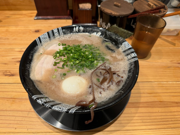 「味玉ラーメン」@博多一双 新横浜ラーメン博物館店の写真