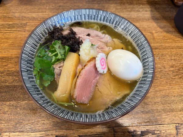 「特製中華そば」@㐂りん食堂の写真