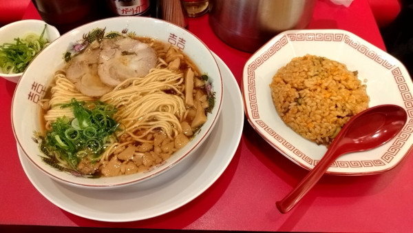 「半チャーハン定食(中華そば)1100円」@中華そば ふじい 新中野店の写真