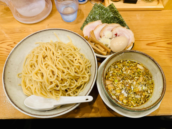 「特製つけそば(大)【1570円】」@中華そば 笑歩の写真