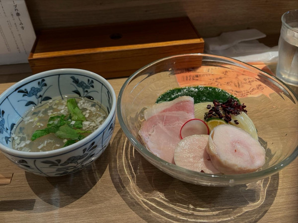 「春菊とあさりの塩つけそば」@中華そば 無限の写真