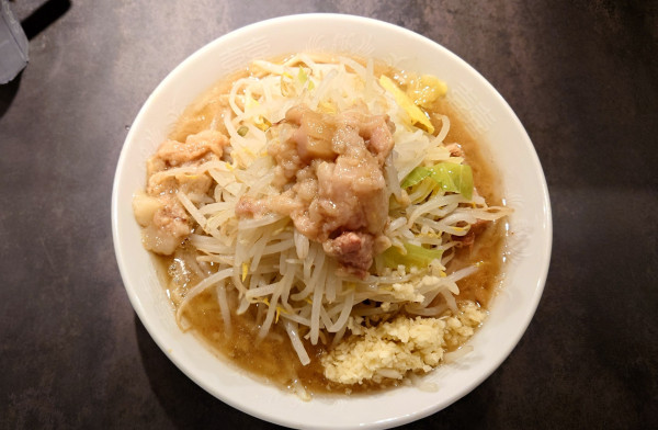 「ラーメン・豚2枚300g（1,000円）」@Hi-Fat Noodle BUTCHER’Sの写真