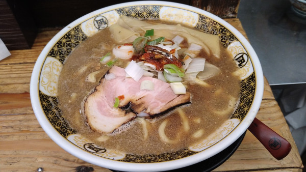 「すごい煮干ラーメン」@すごい煮干ラーメン凪 新宿ゴールデン街店 本館の写真