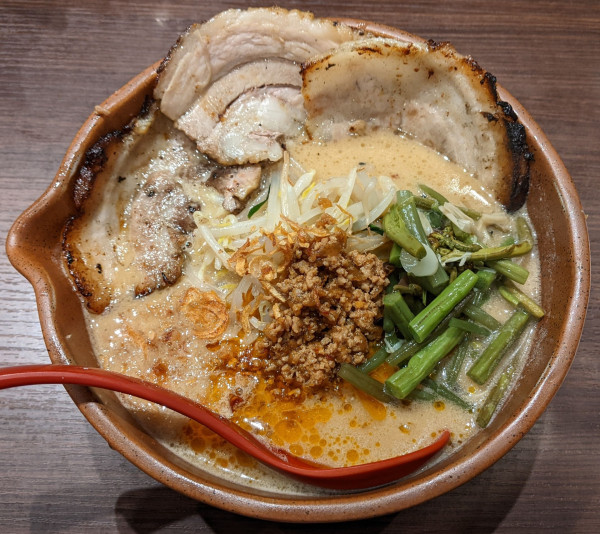 「信州味噌 味噌漬け炙りチャーシュー麺 1,460円」@麺場 龍吟 守谷店の写真