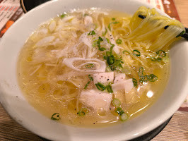 「鶏塩ラーメン(539)」@やきとりセンター 保土ヶ谷駅前店の写真