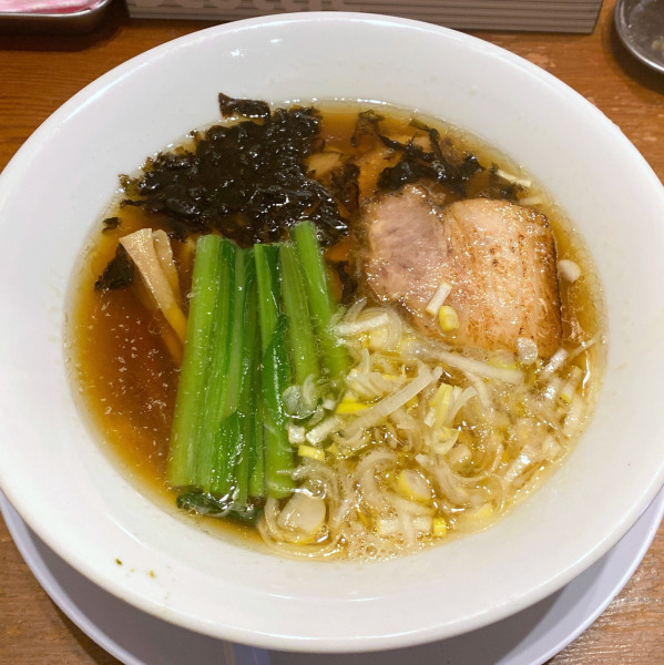 「煮干しそば 醤油1,050円」@麺や百日紅の写真