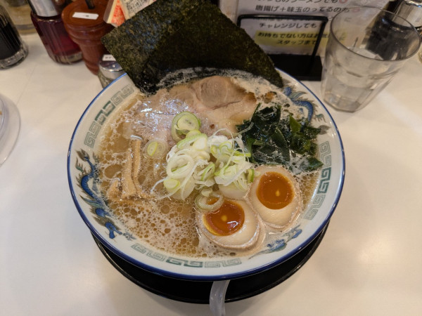 「味玉醤油890円」@北海道らーめんみそ熊 東陽町店の写真