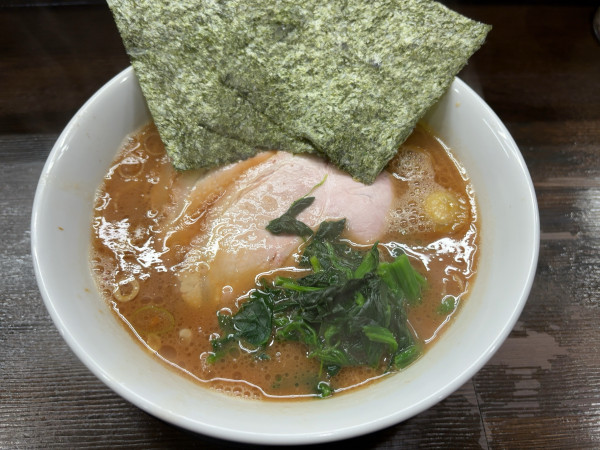 「チャーシューメン　1100円」@家系ラーメン ゆくる家の写真