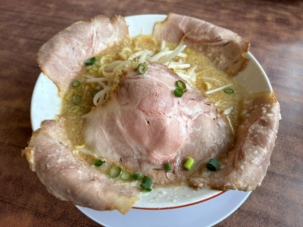 「肉出汁ラーメン」@ラーメン 本間の写真