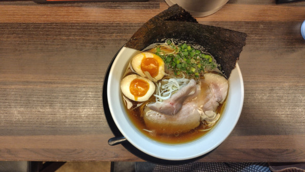 「中華そば　醤油」@麺と酒 高木製麺所の写真