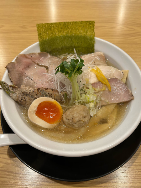 「特製塩そば+チャー玉丼（1420+420）」@おとなの塩sobaの写真