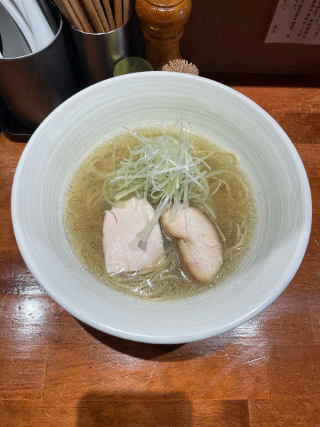 「鶏塩そば(980円)」@鳥左近の写真