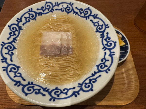 「豚そば」@豚そば 月や ラーメン滑走路店の写真