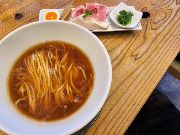 「鶏そばClassic」@らぁ麺 めん奏心の写真