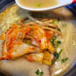 あじ助ラーメン