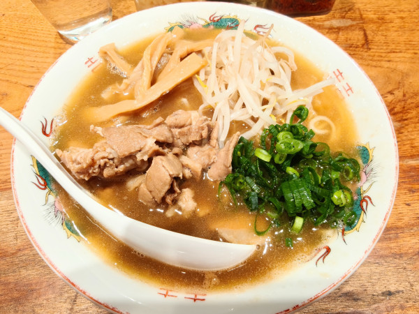 「徳島ラーメン（茶）」@渡なべの写真