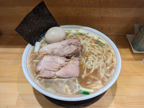 「チャーシュー1枚中華そば（並）海苔1枚+大盛り」@中華そば 葉山の写真