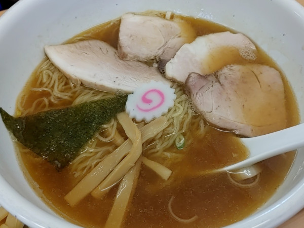 「ワンタンめん（中：1,000円）、メンマ（150円）」@らーめん どんぐりの写真