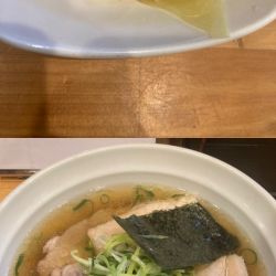 肉醤油ワンタン