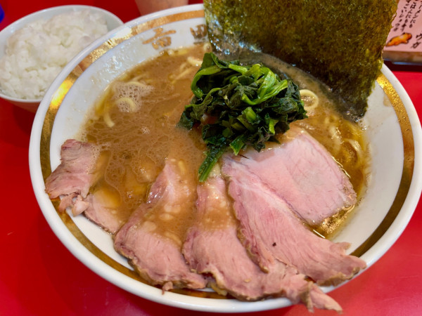「燻製チャーシュー麺」@横濱ラーメン 裏野中家 西川口店の写真