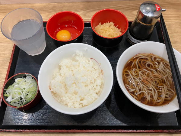 「朝定食 380円」@いろり庵きらくそば エキュートエディション御茶ノ水の写真