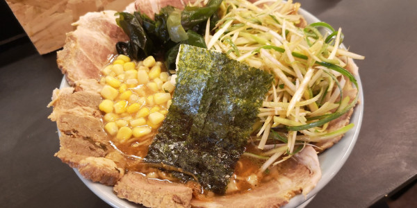 「特製ネギ味噌ラーメン」@逢坂製麺の写真