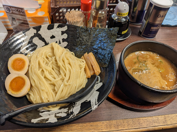 「海老味噌つけめん(大盛り)+味玉」@温泉つけ麺 維新 熱海本店の写真