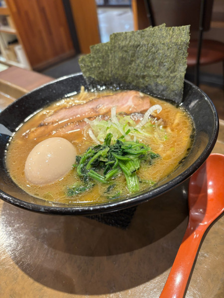 「家系オールスター」@ラーメン 平和家の写真