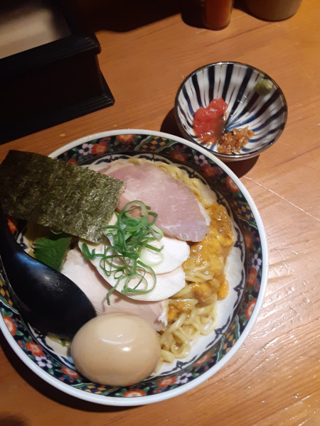 「【限定】雲丹のまぜそば＋味玉＋鶏チャーシュー」@亀戸煮干中華蕎麦 つきひの写真