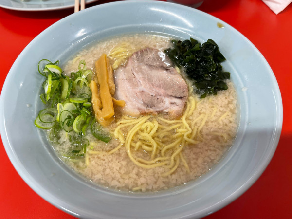「ラーメン +餃子」@NEWラーメンショップR4の写真