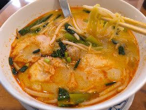 「バミー ギョクン トムヤム(1,100)(玉子麺)」@チャオタイ 横浜ベイクォーター店の写真