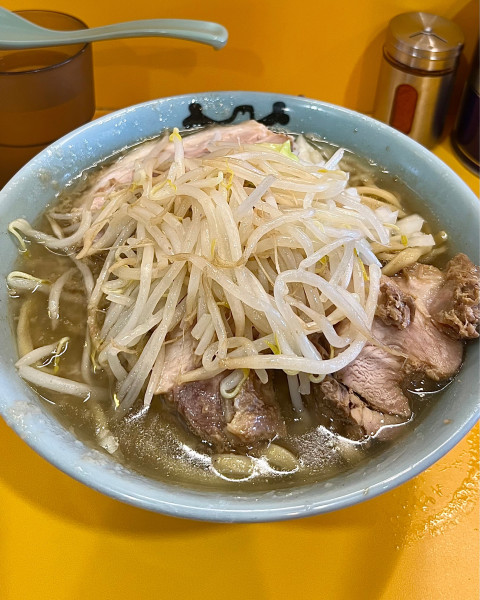 「プチ二郎 煮干し ヤサイスクナメ」@ラーメン二郎 八王子野猿街道店2の写真